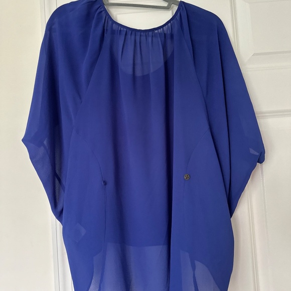 Lush Short Sleeve Draped Chiffon Blouse - Picture 4 of 4